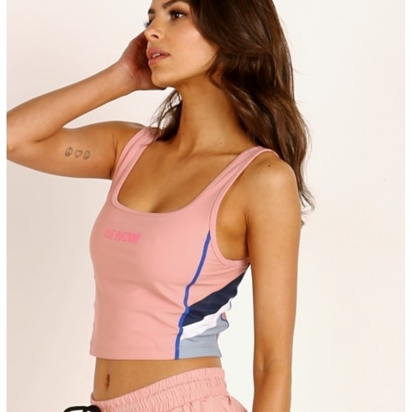 New P.E Nation Flex It Pink Pale Sports Bra Tank Top New With Tag Size Medium - Picture 8 of 16